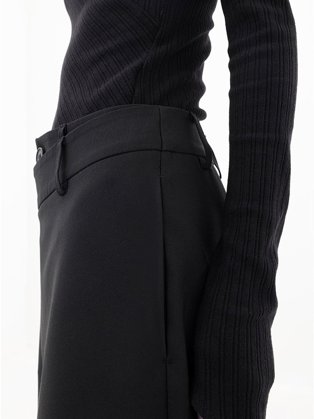Pantalones De Vestir De Corte Ancho Con Botones En Capas Asimétricas