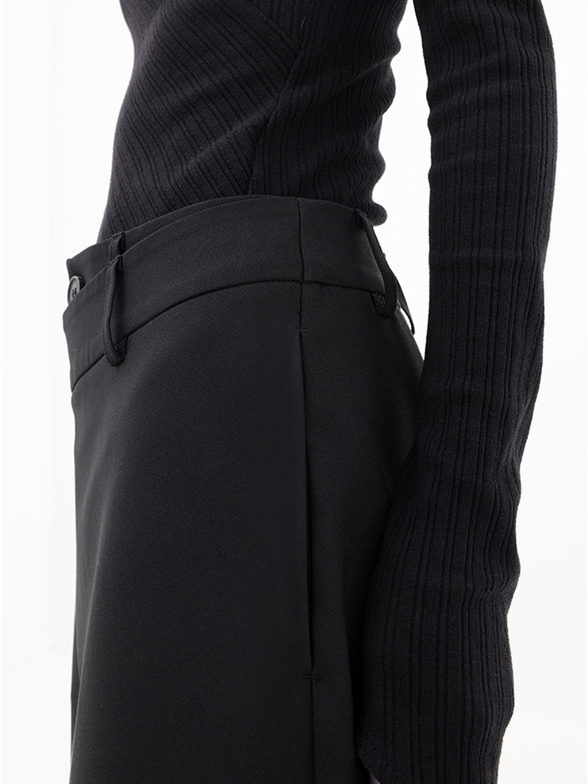 Pantalones De Vestir De Corte Ancho Con Botones En Capas Asimétricas