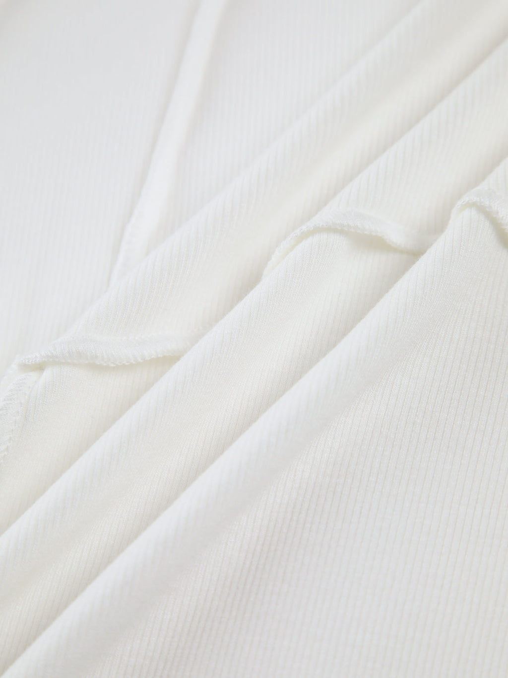 Camiseta de Manga Larga Con Ribetes Básicos