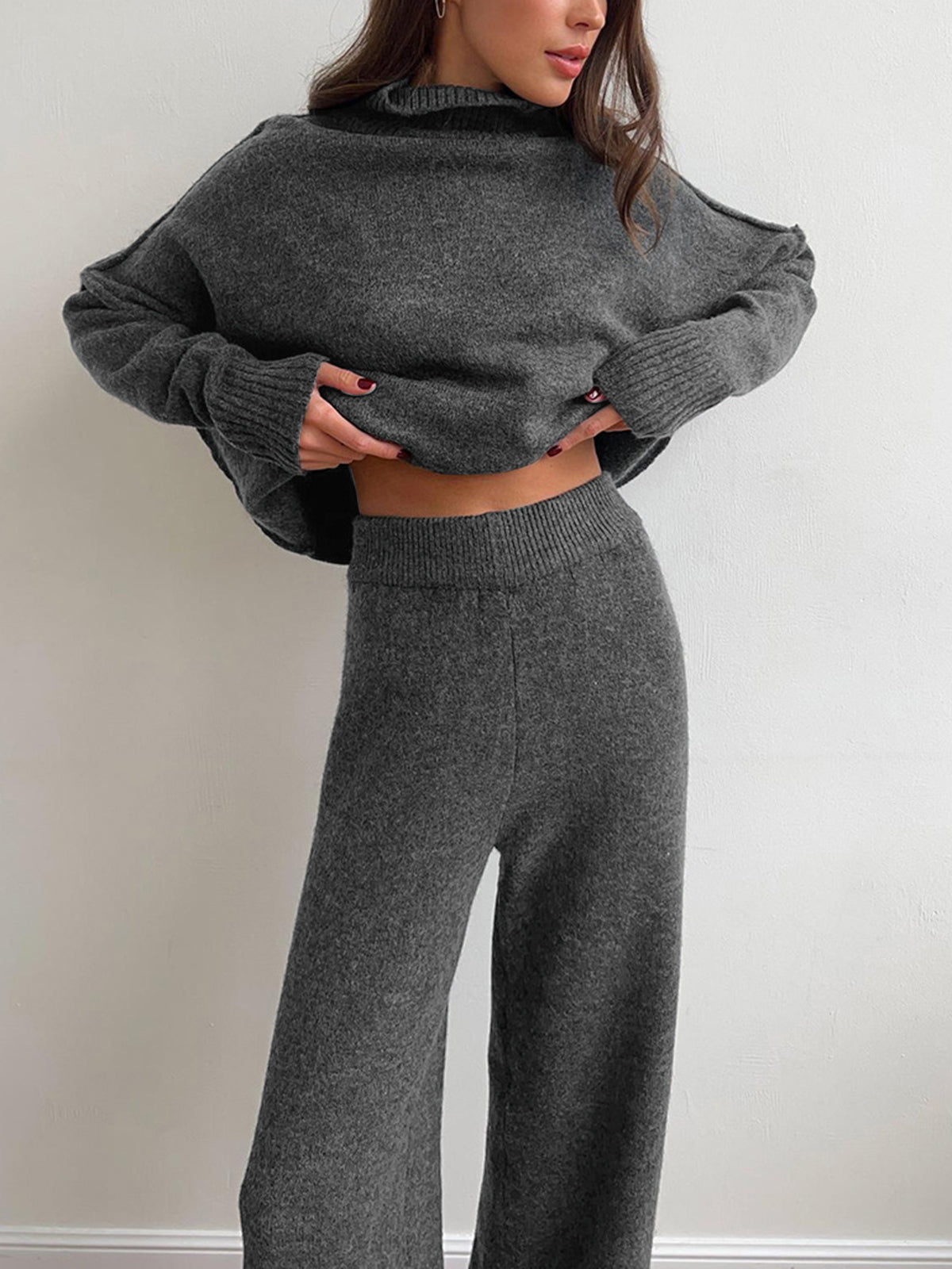 Conjunto De Pantalones y Jersey De Cuello Alto Liso