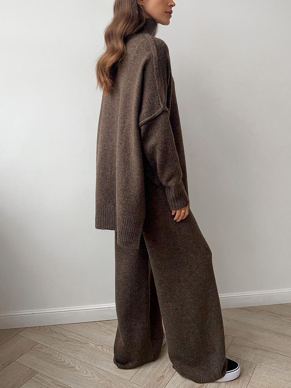 Conjunto De Pantalones y Jersey De Cuello Alto Liso