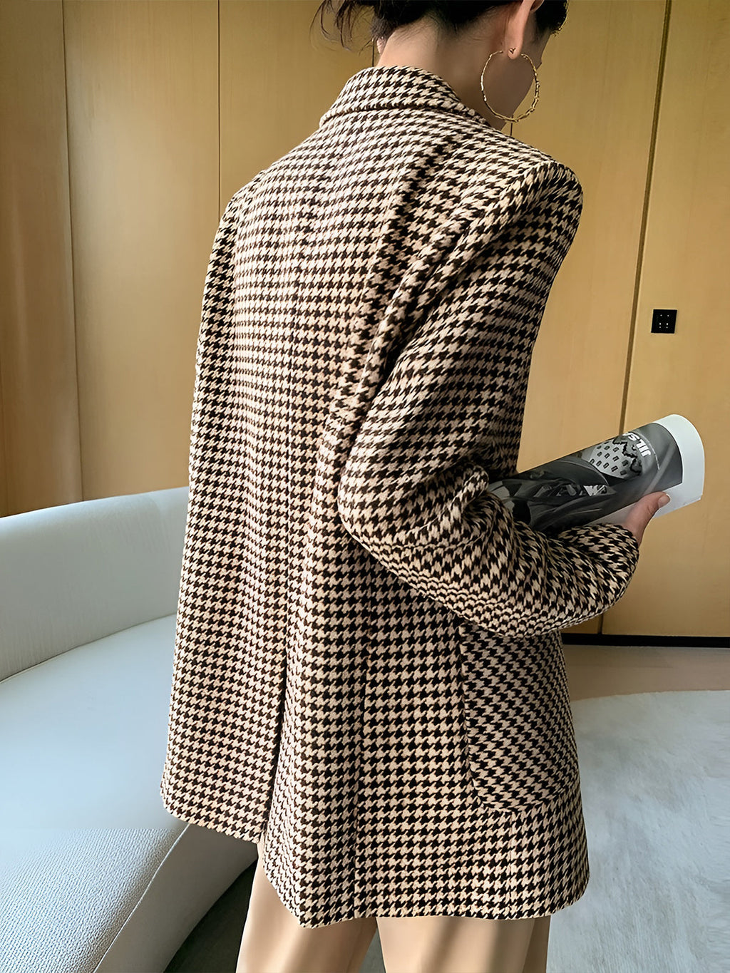 Blazer De Pata De Gallo Con Abertura y Cinturón