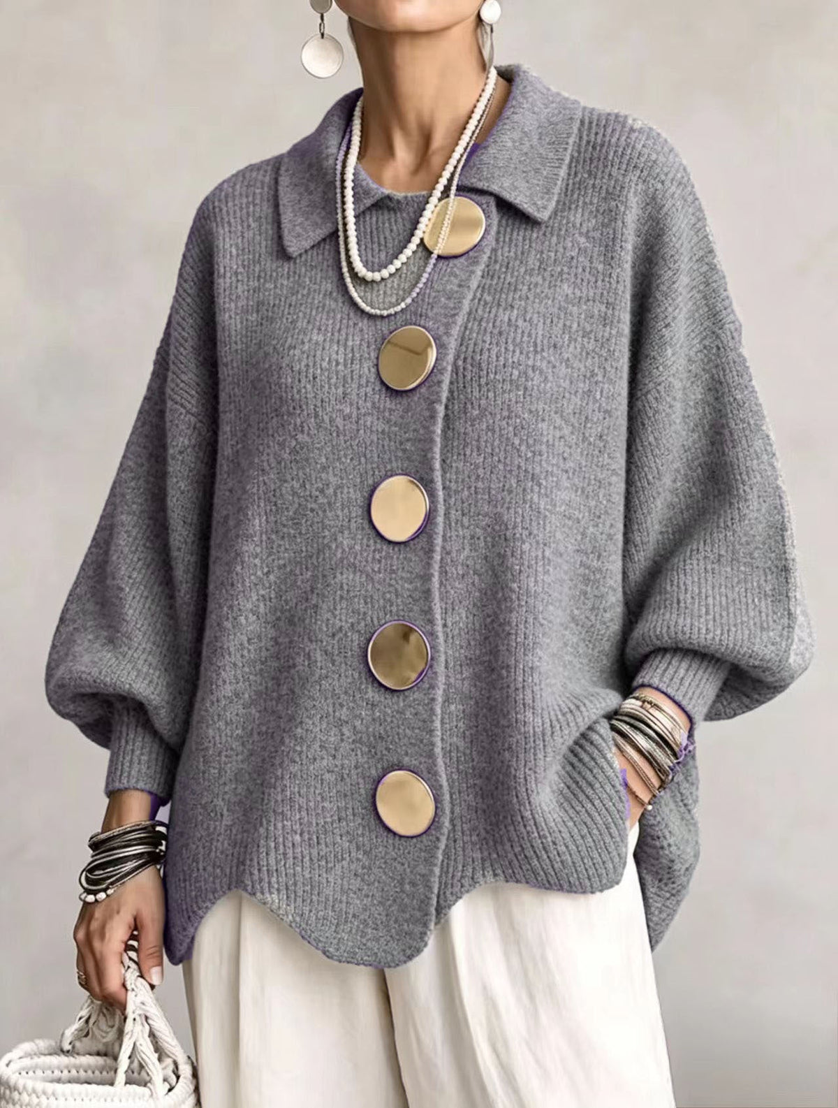 Isadora | Cárdigan oversize con cuello y botones grandes metálicos