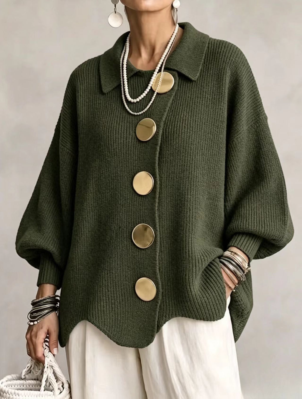 Isadora | Cárdigan oversize con cuello y botones grandes metálicos