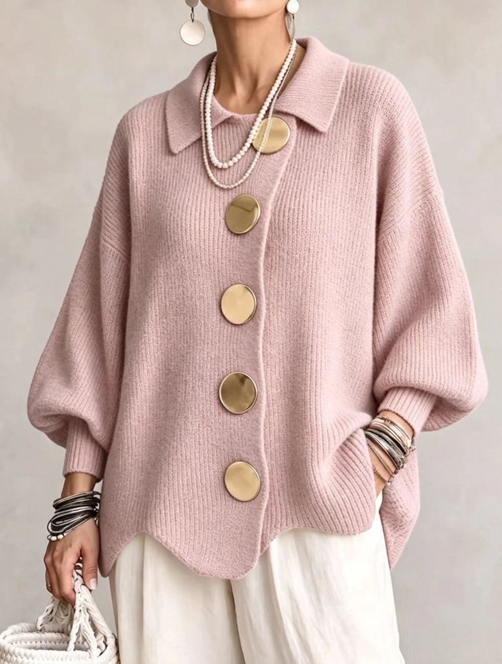 Isadora | Cárdigan oversize con cuello y botones grandes metálicos